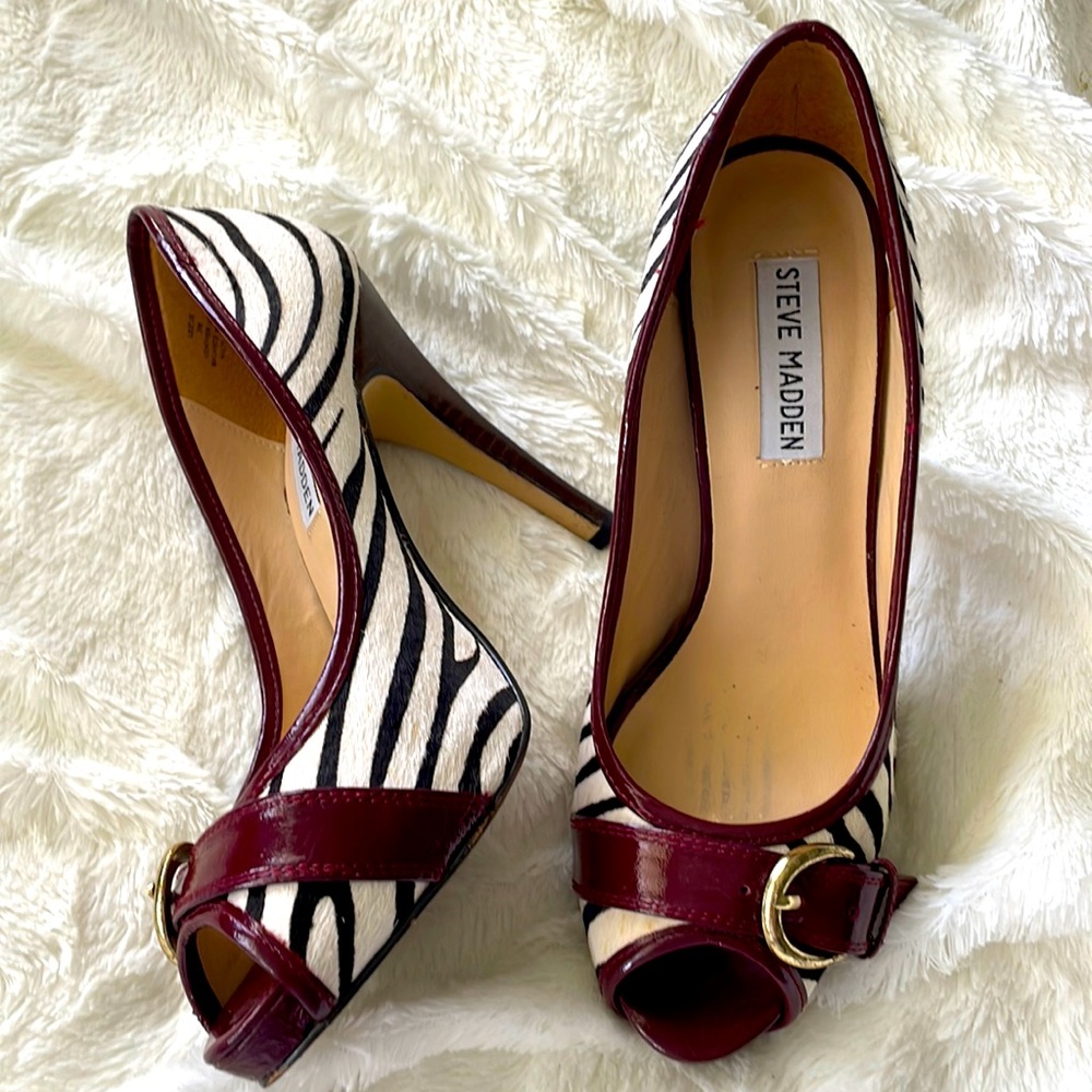 Steve Madden 7m Zebra Print Heel Gem